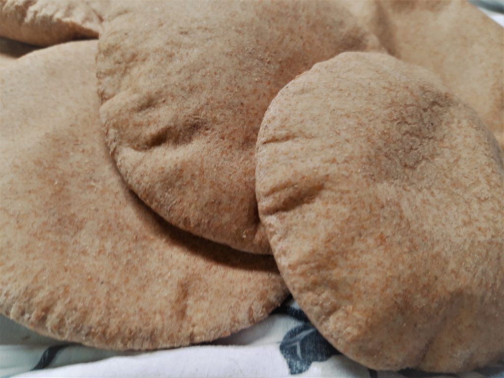 can dogs eat whole wheat pita bread